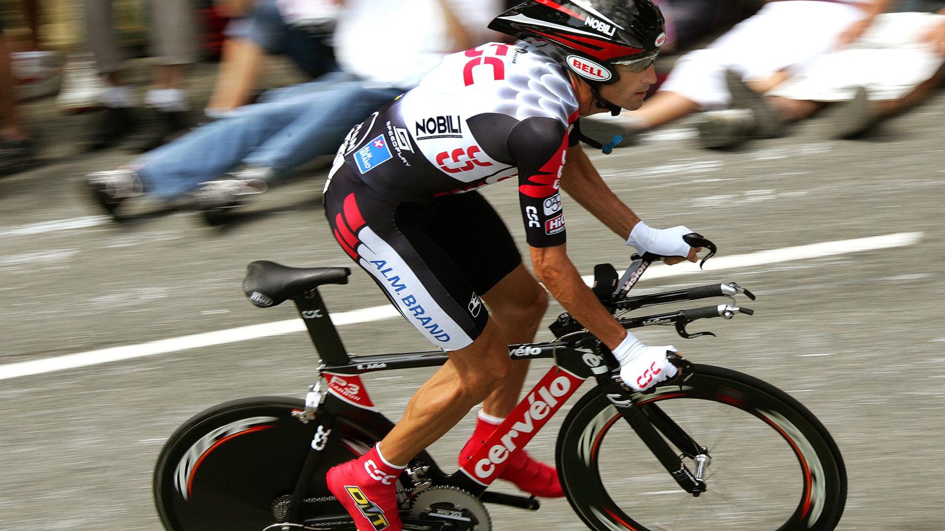 “中国球员海外比赛表现受到关注”，中国海外球员吧微博